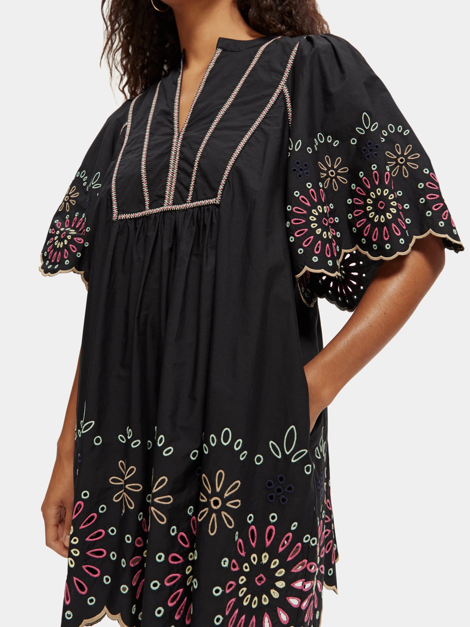 Broderie mini dress - Black