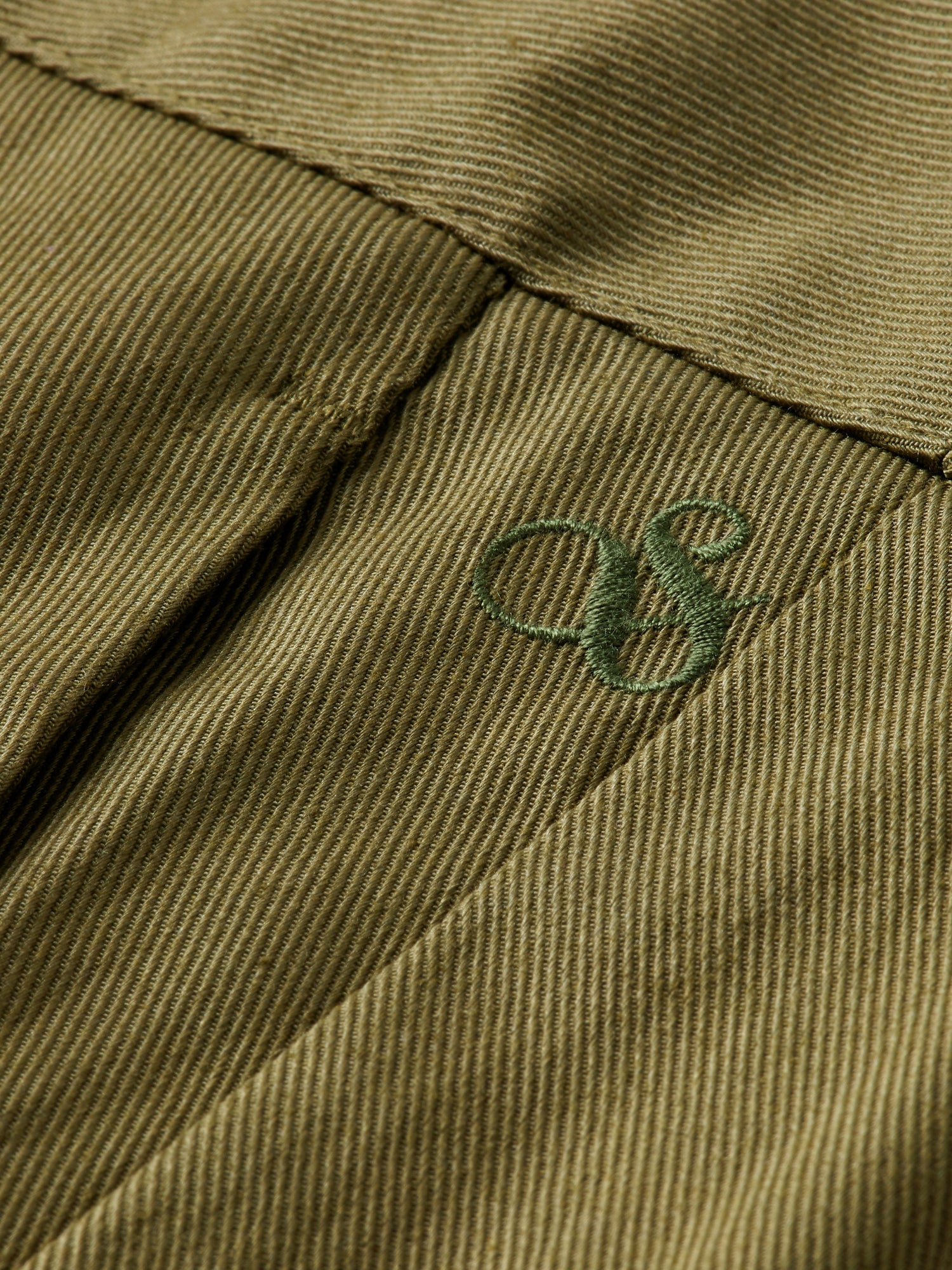 High-rise chino shorts - Olive Green
