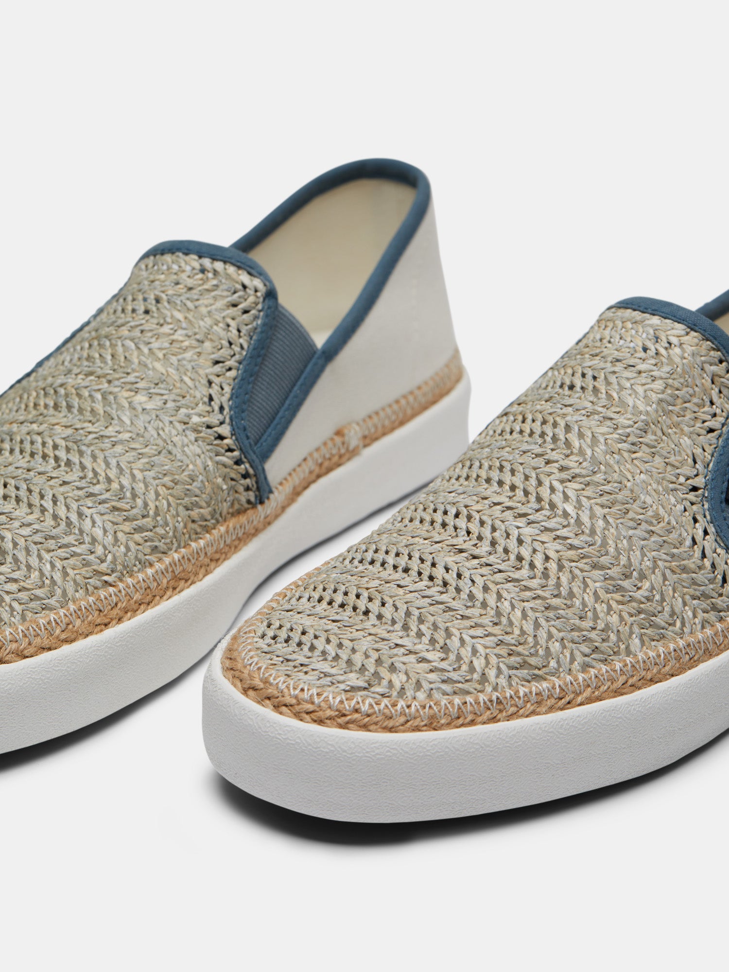 Izomi Slip on Shoe - Grey Multi