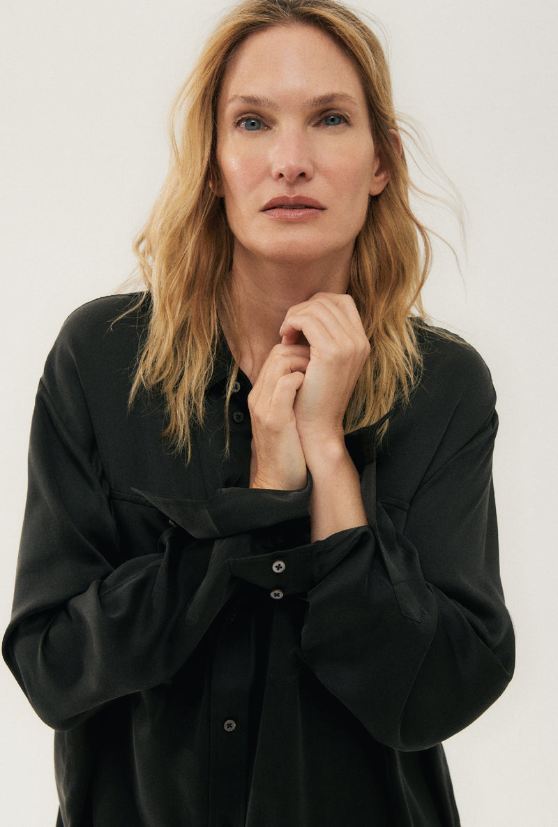 Long Sleeve Boyfriend Shirt - Black