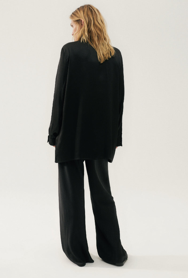 Long Sleeve Boyfriend Shirt - Black