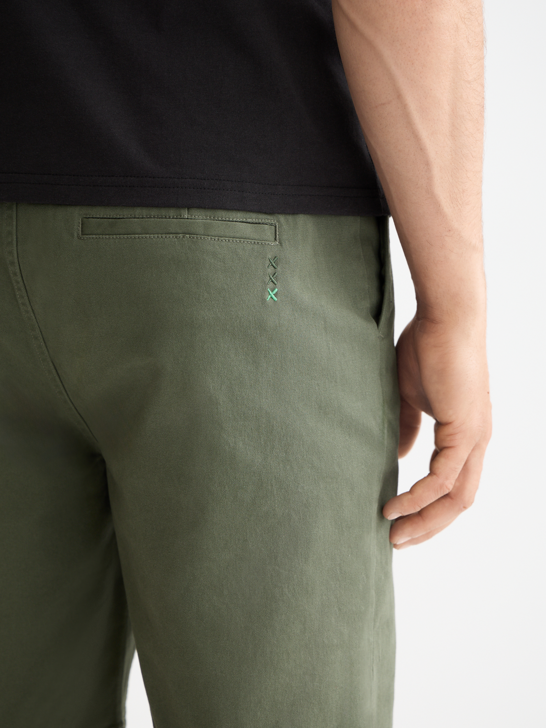 Stuart chino shorts - Thyme