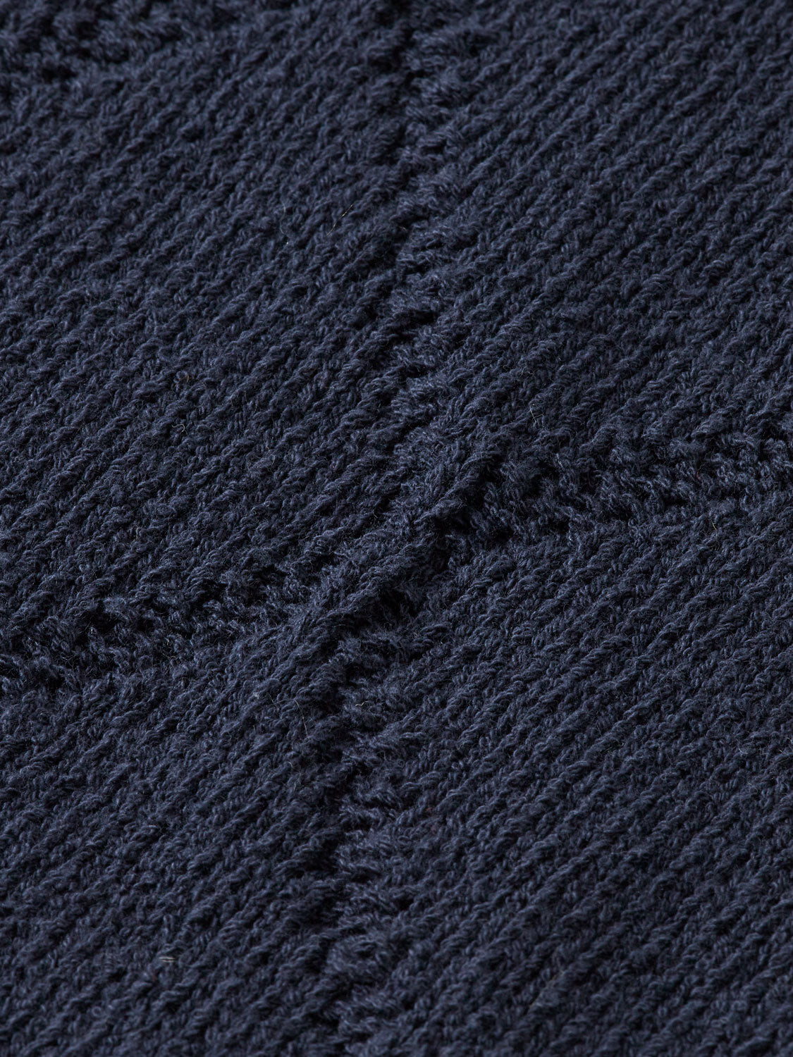 Knitted long sleeved shirt - Sky Captain