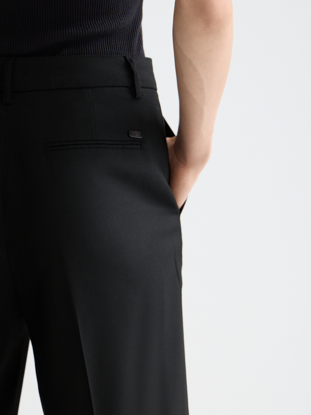 Core Edie Pant - Black