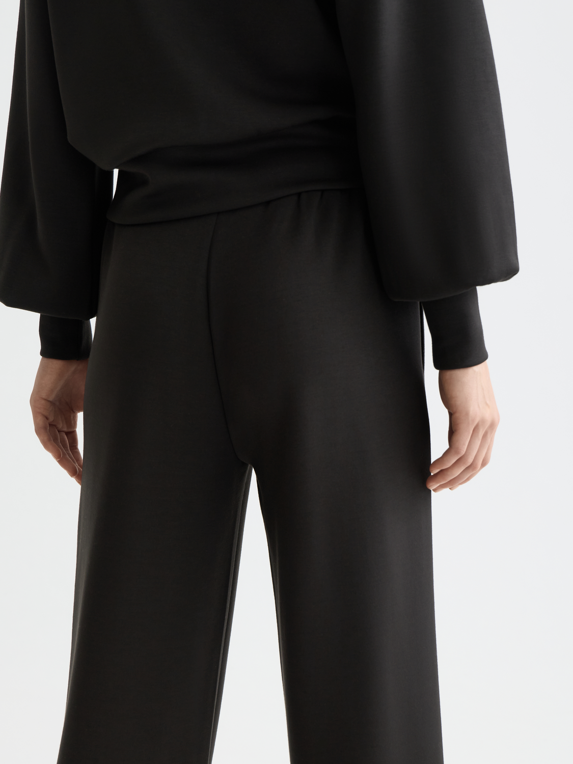 Core straight leg sweat pant - Black