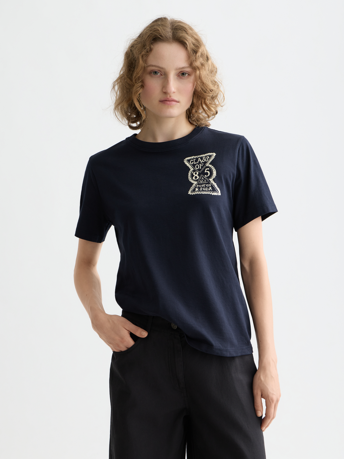 Chest artwork t-shirt - Sky Captain