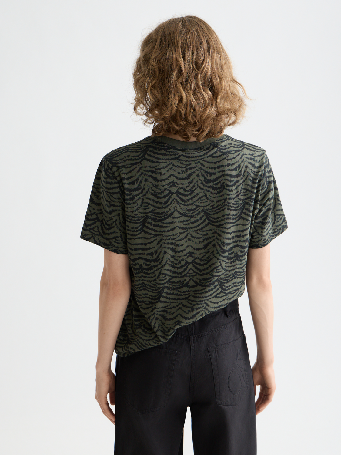 Printed t-shirt - Ikat Feather Thyme