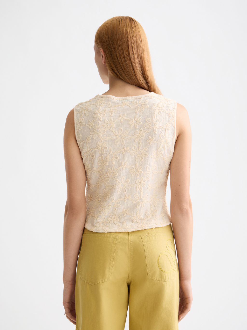 Bow closure structured tank - Eggnog