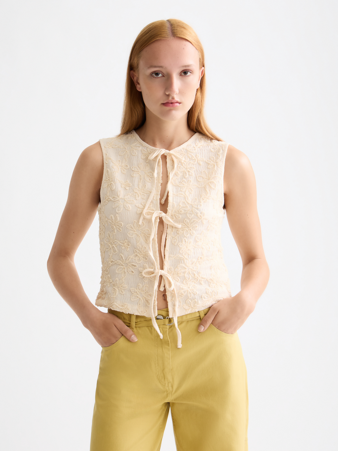 Bow closure structured tank - Eggnog