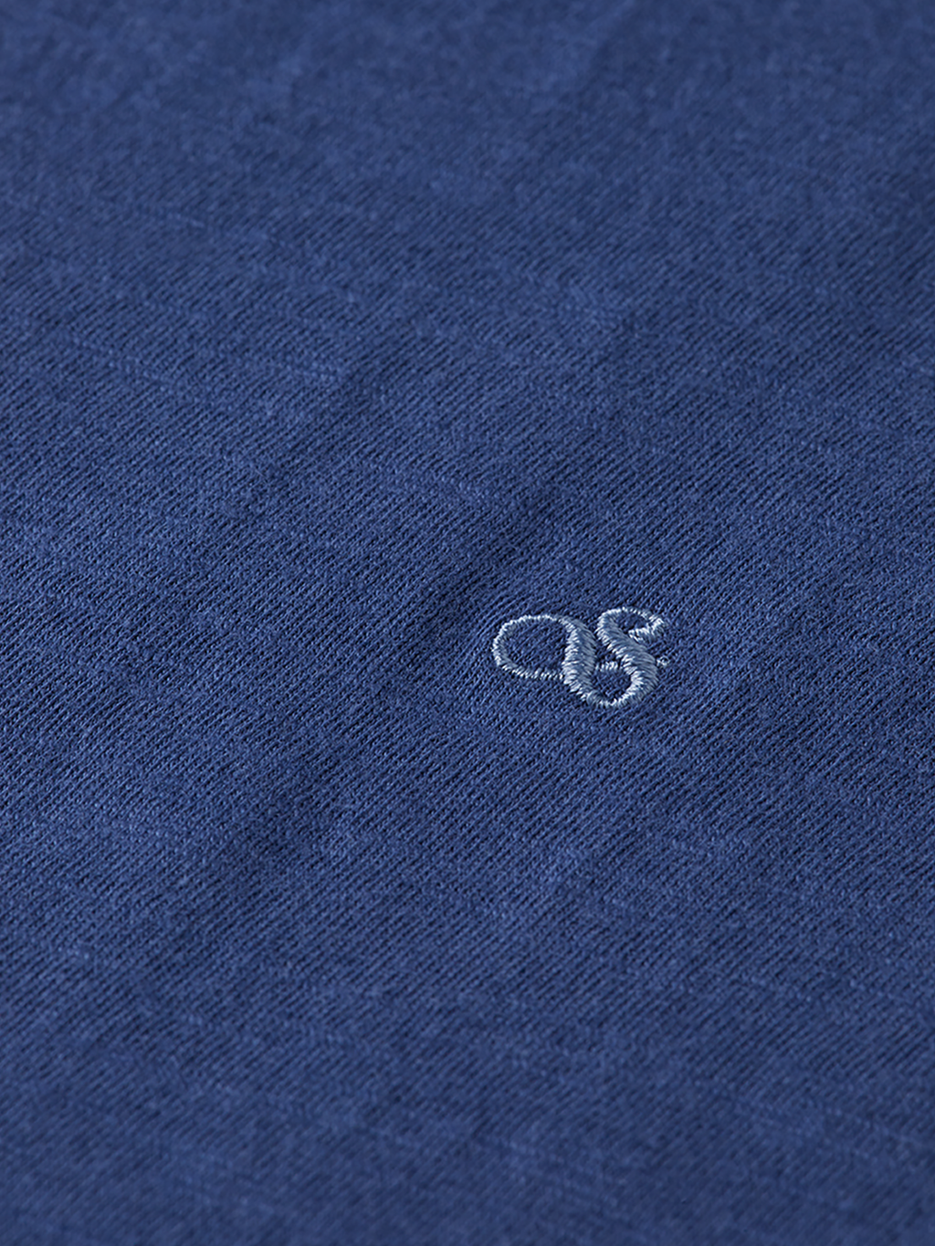 V-neck t-shirt - Oceana
