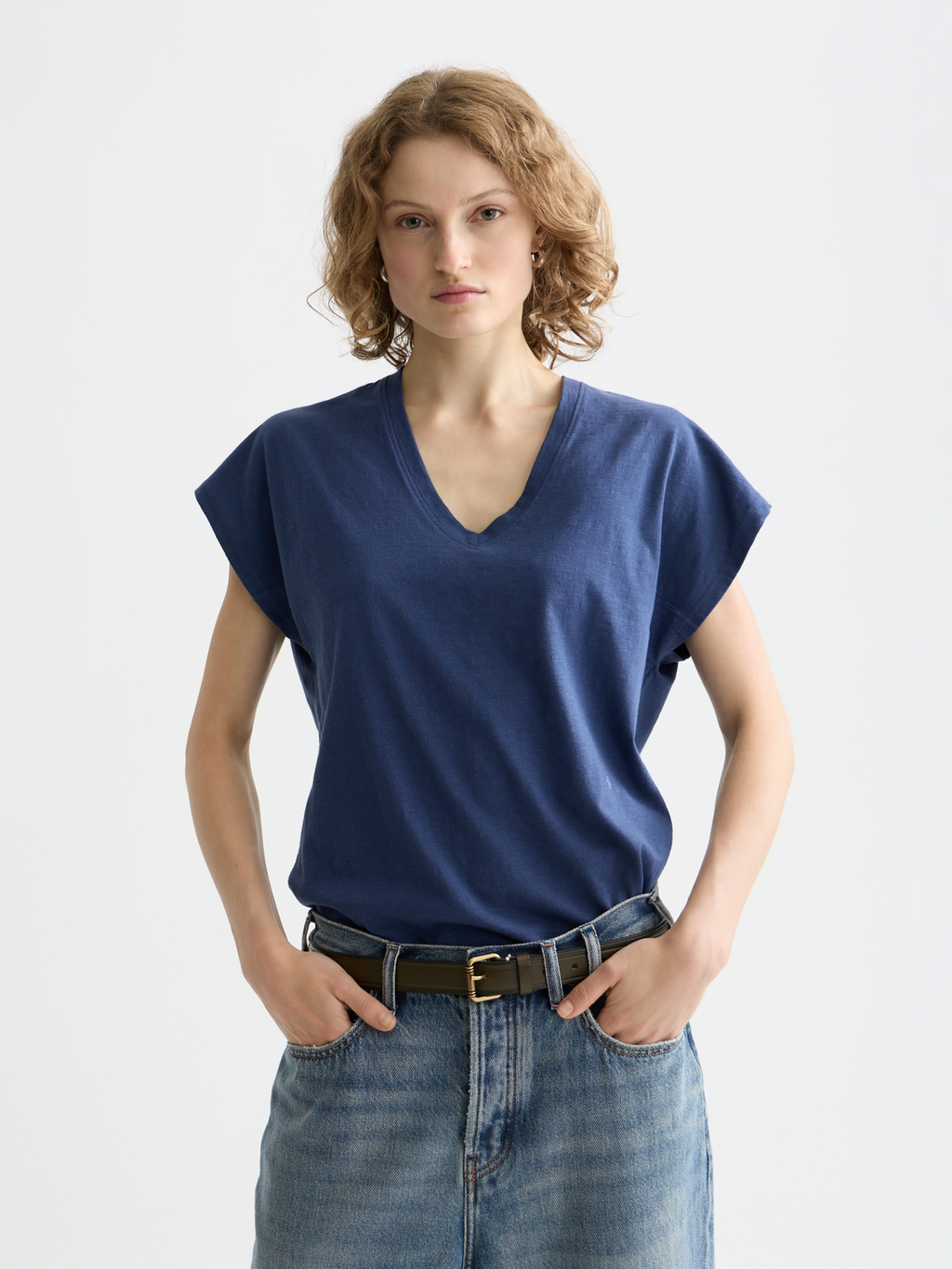 V-neck t-shirt - Oceana