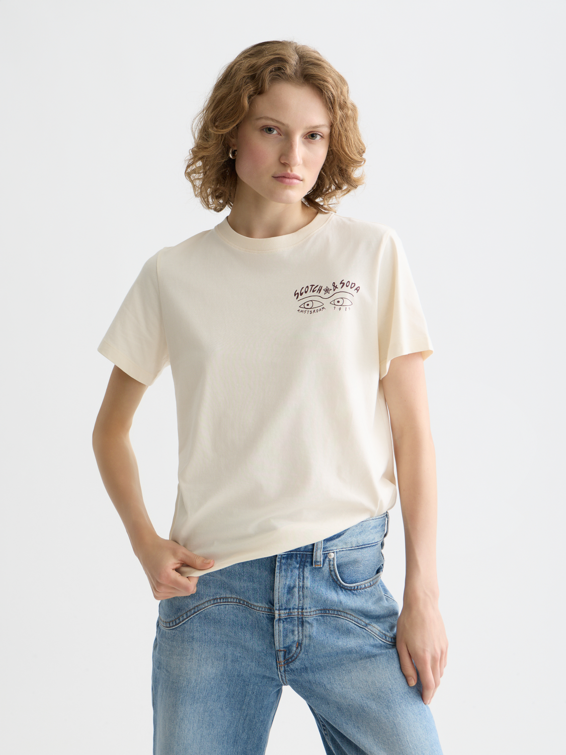 Scotch & Soda - Chest artwork t-shirt - Eggnog