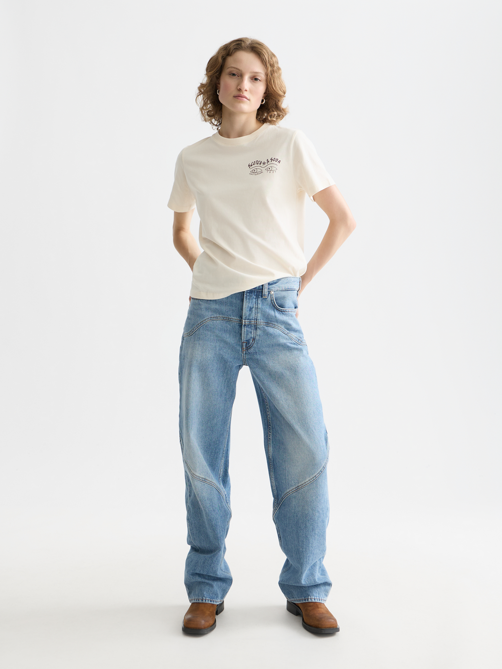 Scotch & Soda - Chest artwork t-shirt - Eggnog
