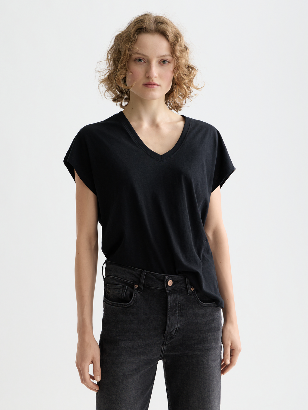 Scotch & Soda - Slub v-neck t-shirt - Black