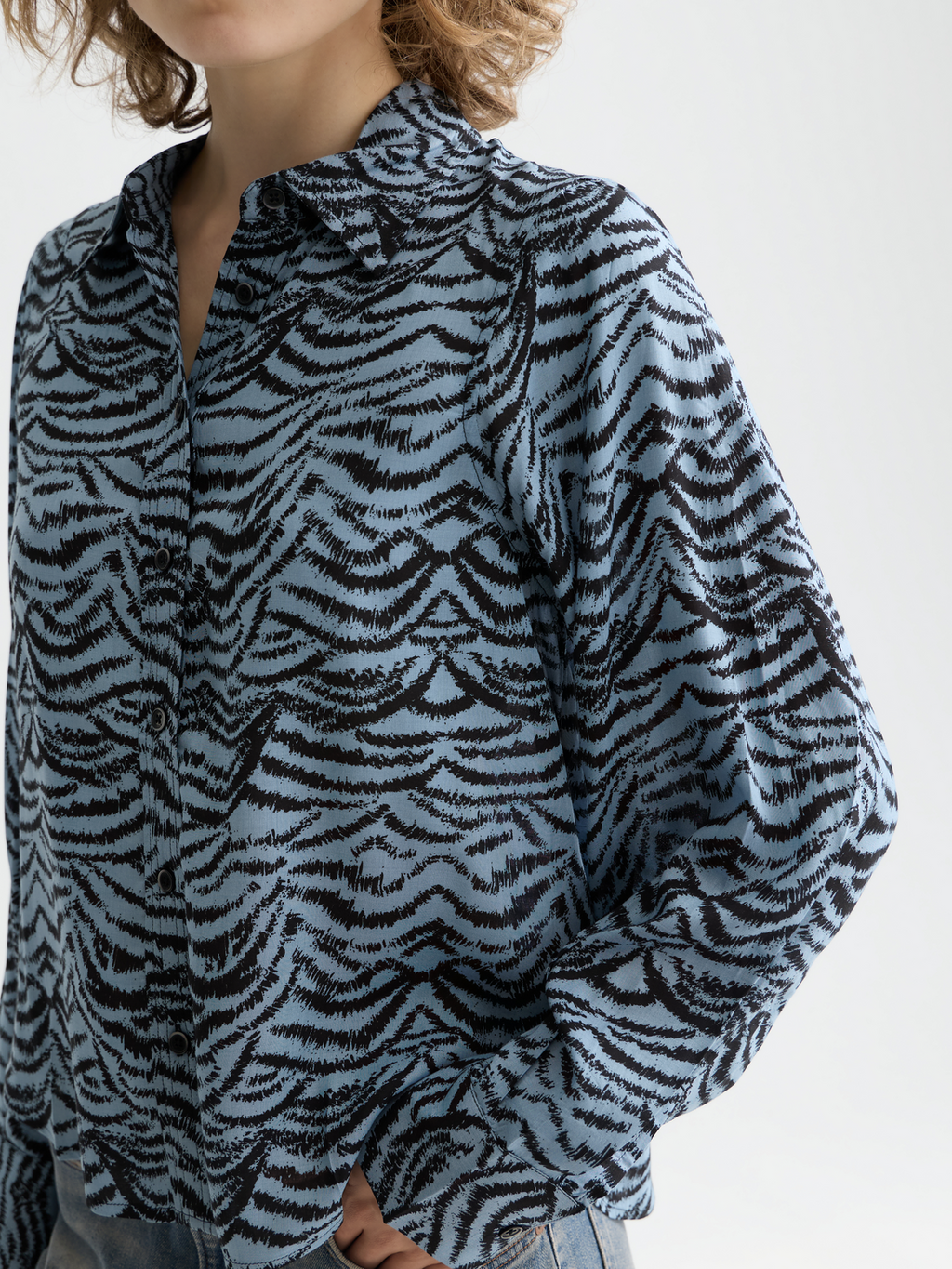Printed shirt - Ikat Feather Blue
