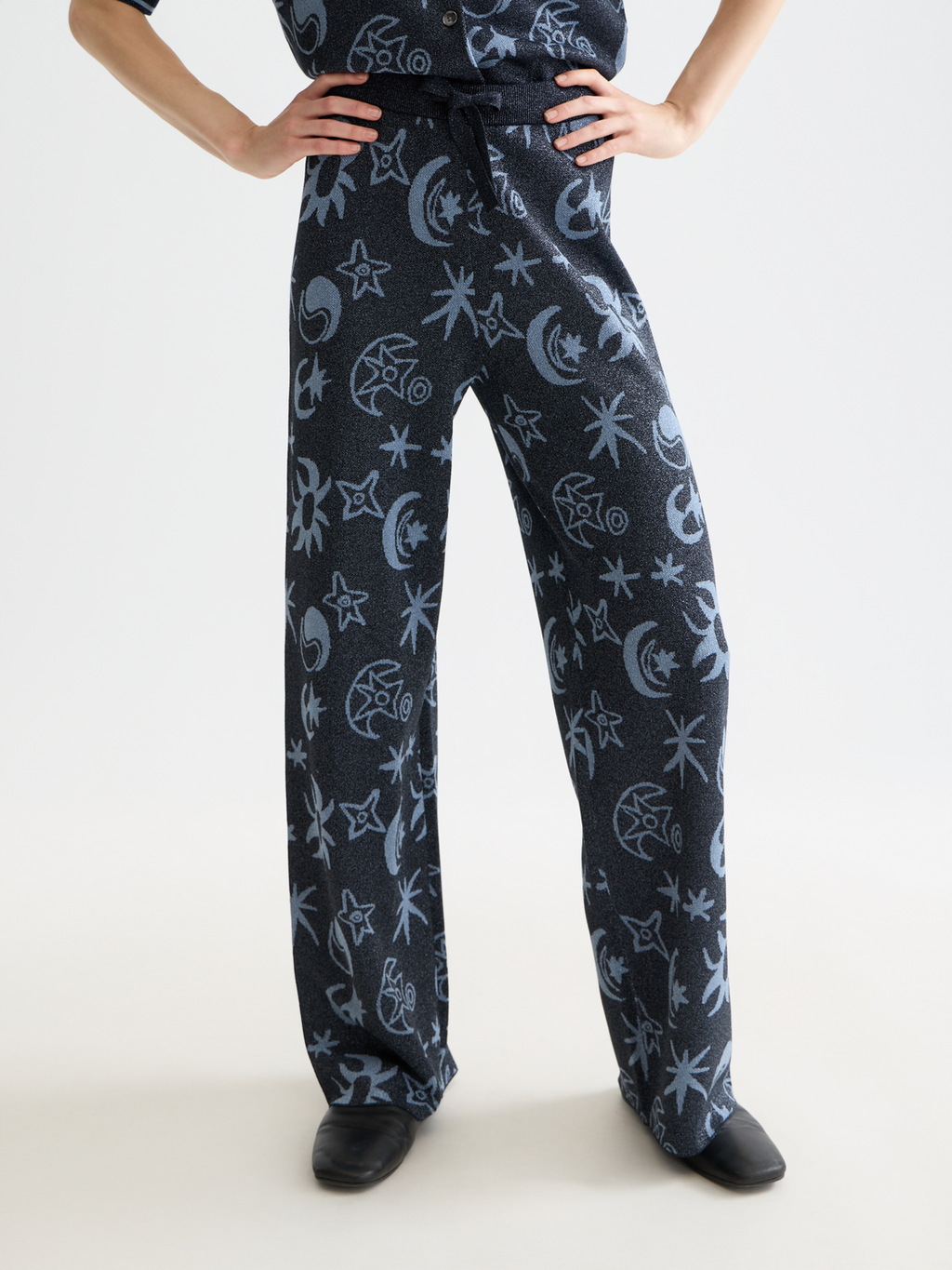 Jacquard knitted trousers - Cosmic Sky Spaced Carbon