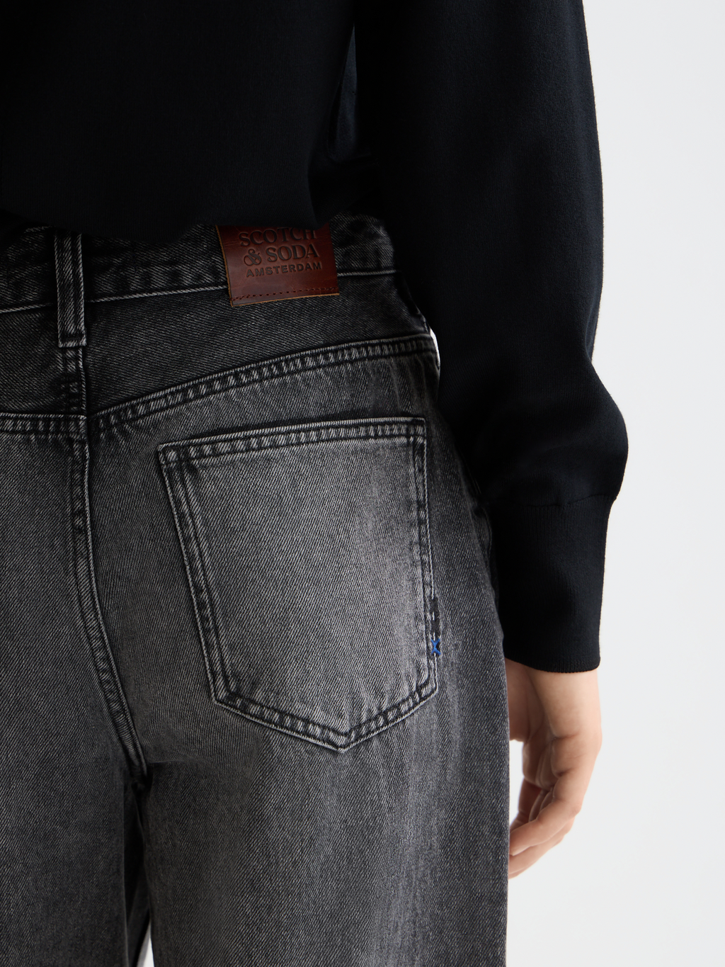 CORE Ripple straight jeans - Absolute Black 32"