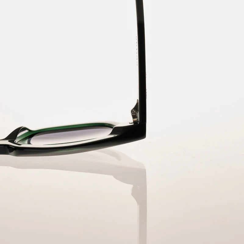 VIVID Translucent Green | Grey Bio Lens