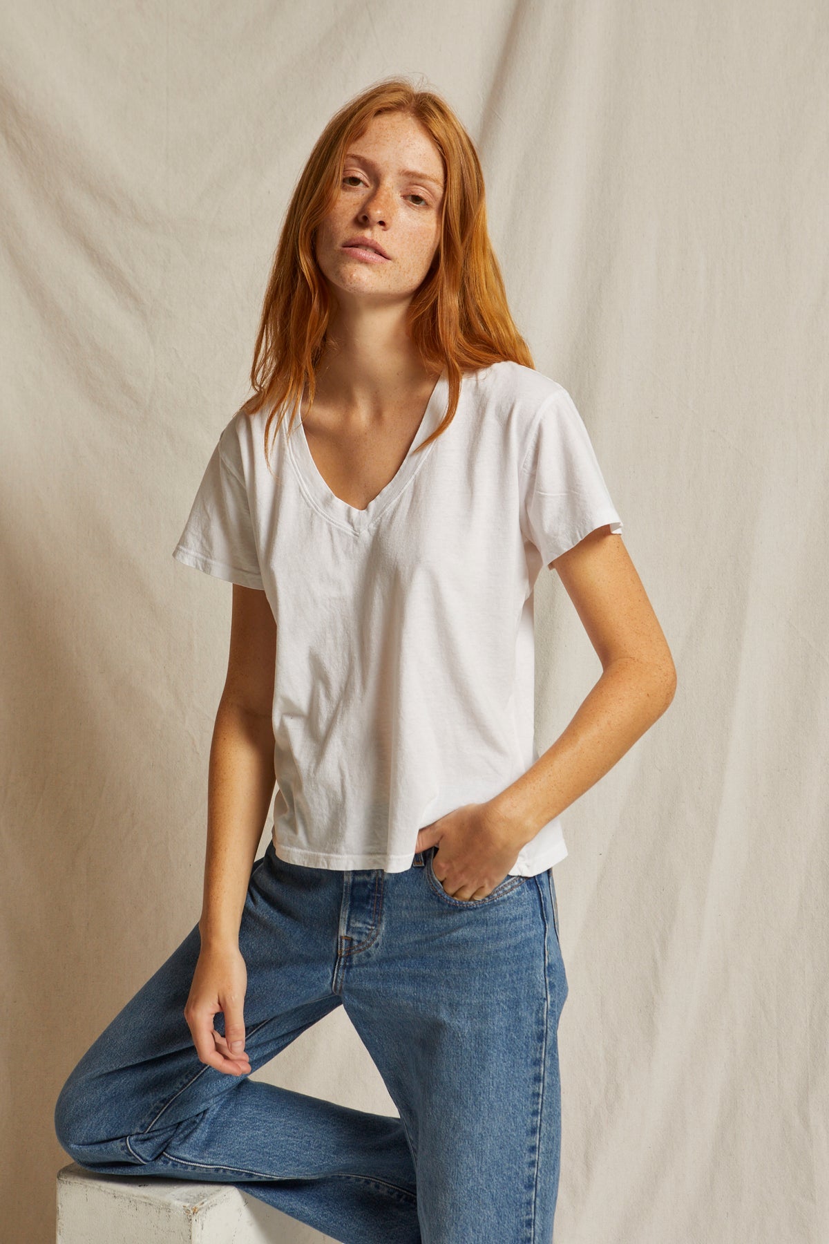 Hendrix Cotton Boxy V Neck Tee - White