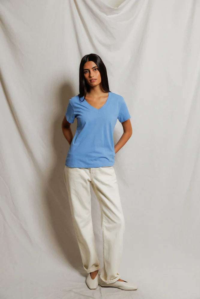 Hendrix Cotton Boxy V Neck Tee - Pacific Blue